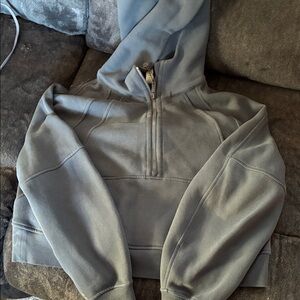 Blue lululemon scuba cropped